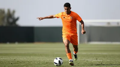 Dundee United travel to face St Mirren looking to convert a recent draw into a win and climb from sixth place in the...